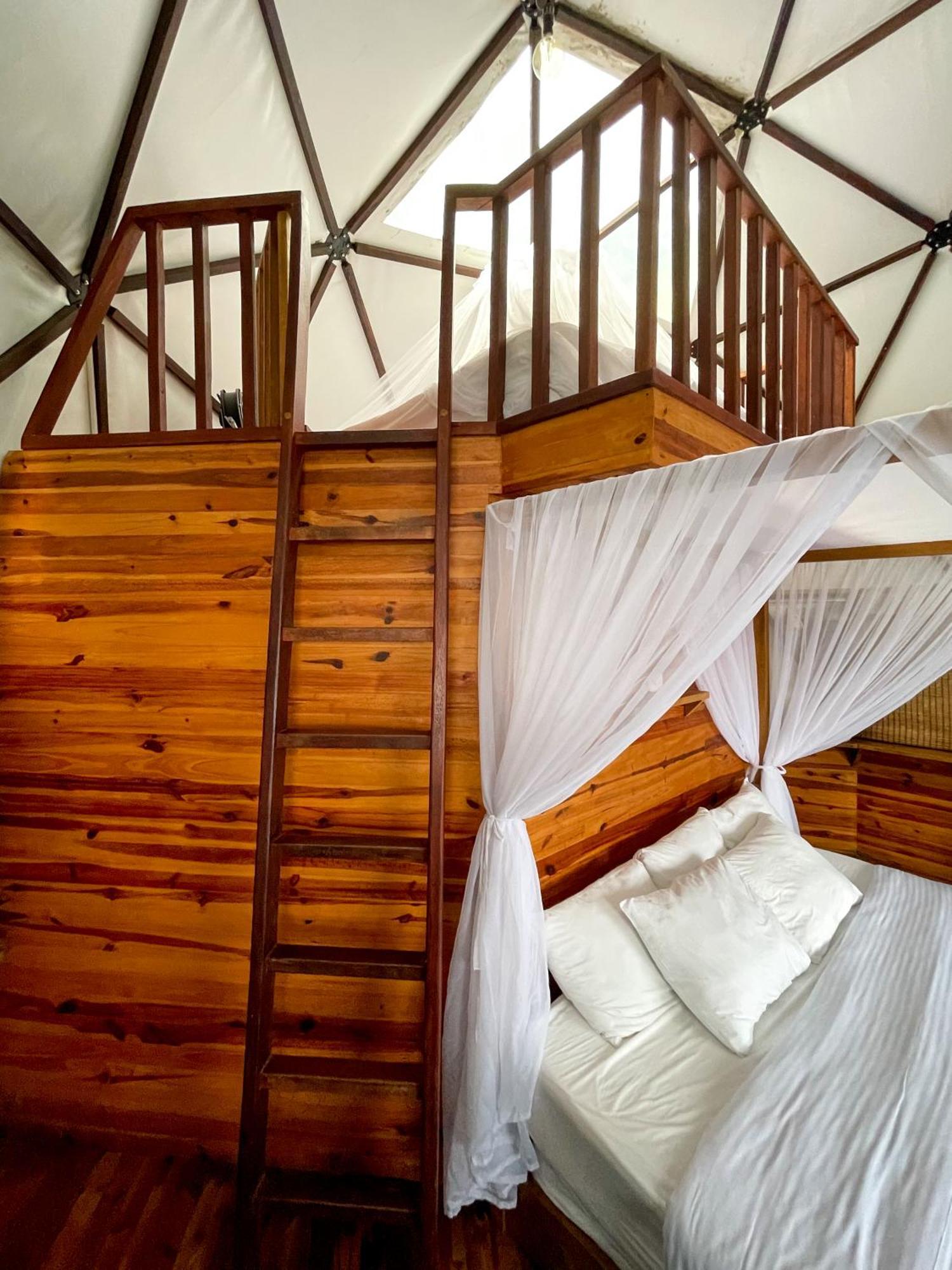 Trekker Glamping Hotel Minca Exterior photo
